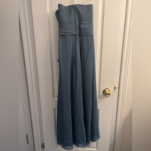 David’s Bridal Bridesmaid Dress in Steel Blue Size 4 - Picture 2 of 6